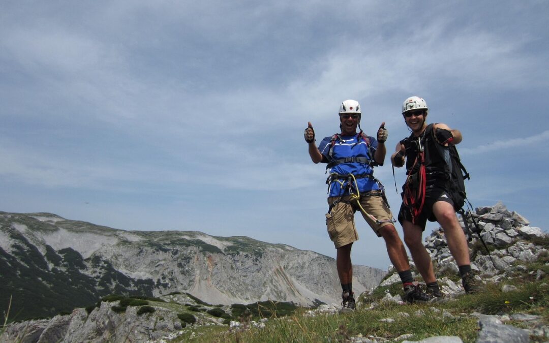 Snowcat Trips To Remote Mountain Locations: Escape The Ordinary: Unforgettable…